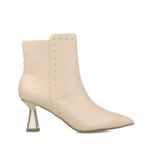 MB 24481 White Ankle Boots