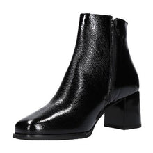 Pitillos 5405 Black Patent Leather Ankle Boots