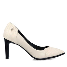 MB 22729 Ivory White Mid Heels
