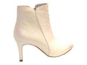 TOPEND Barbar White Leather Ankle Boots