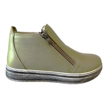 Via Nova COURTNEY Light Green Leather Ankle Boots