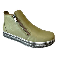 Via Nova COURTNEY Light Green Leather Ankle Boots