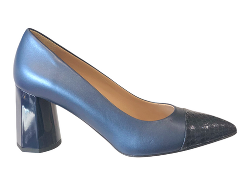 MUSS19718 Pearl Navy Patent Block Heels