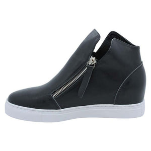 HINAKO CAPRI Black Leather Sneakers